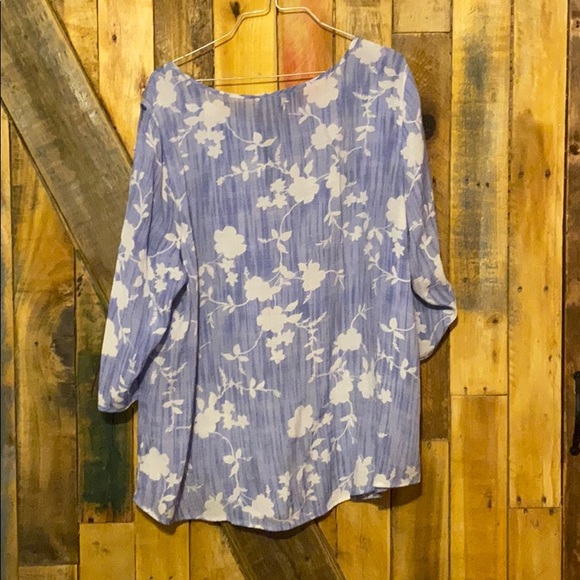 Breezy summer tunic w open detail sleeve - Picture 4 of 4